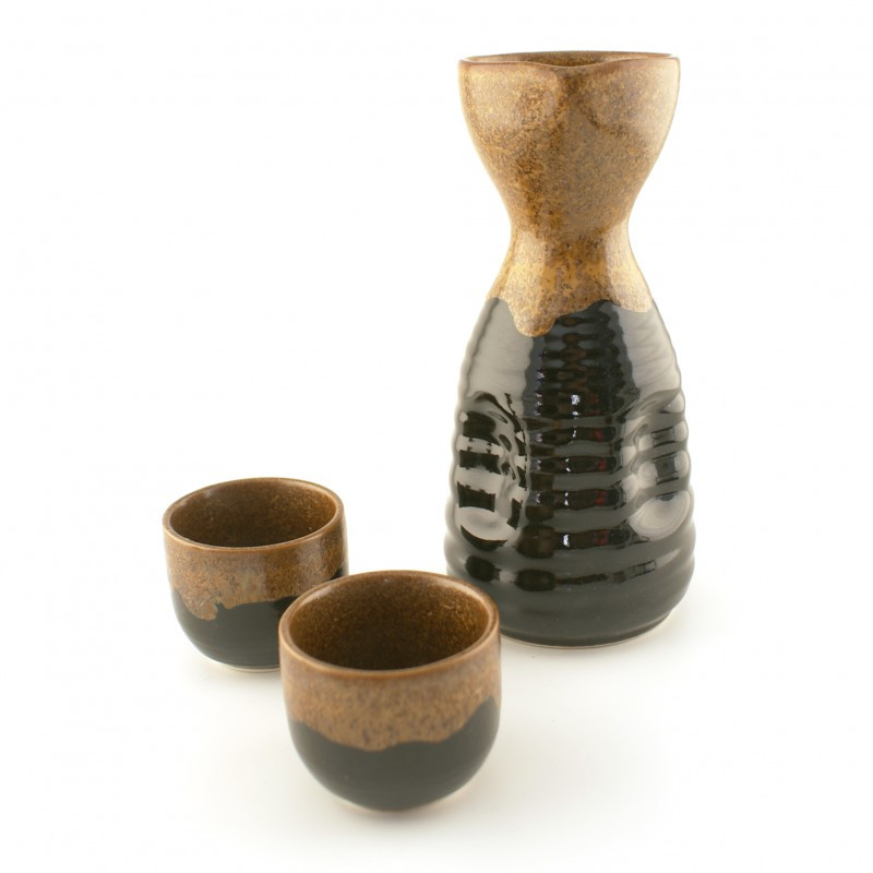 Servicio de sake japonés, CHAIRO TO KURO, negro y marrón