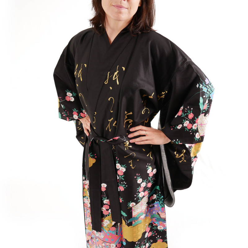 Kimono noir traditionnel japonais pour femme poèmes brillants et princesses