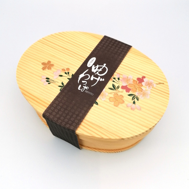 Japanische ovale Bento Lunchbox aus Zedernholz mit lackiertem Kirschblütenmuster, MAKIE SAKURA
