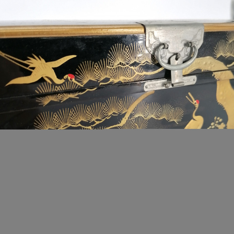 large miniature wooden chest in lacquer, Taishō period