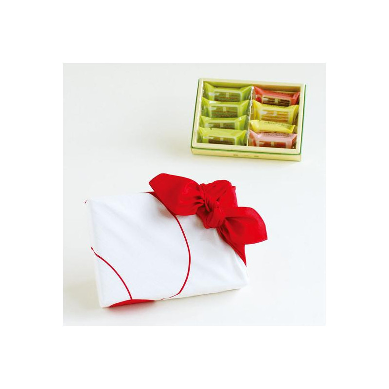 Japanese furoshiki in red cotton with plum flower pattern, HARE TSUTSUMI, 70 x 70 cm