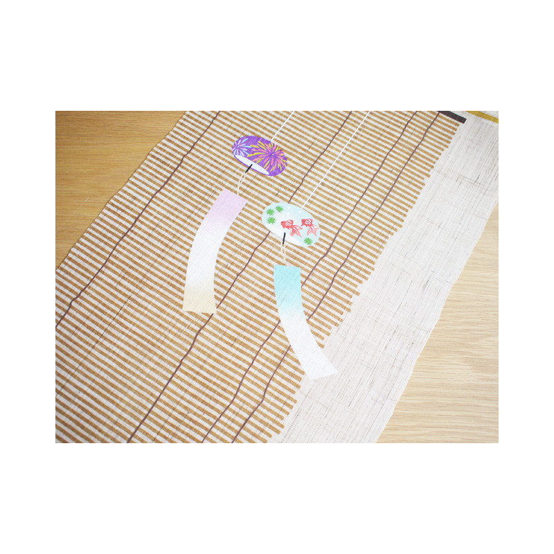 Handbemalter Hanfteppich beige mit Katzen- und Windglockenmuster, HIRU NEKO NI FURIN, 30x130cm