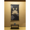 Tapisserie en chanvre bleue peinte à la main motif casque kabuto, KABUTO, 60x120cm 
