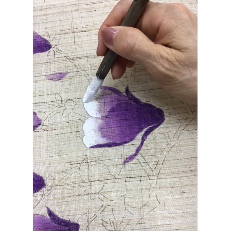 Arazzo di canapa beige dipinto a mano con motivo floreale viola e bianco, MOKUREN, 30x100cm