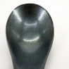 Schwarzer japanischer Keramiklöffel mit weißer Rückseite, KURO TO SHIRO