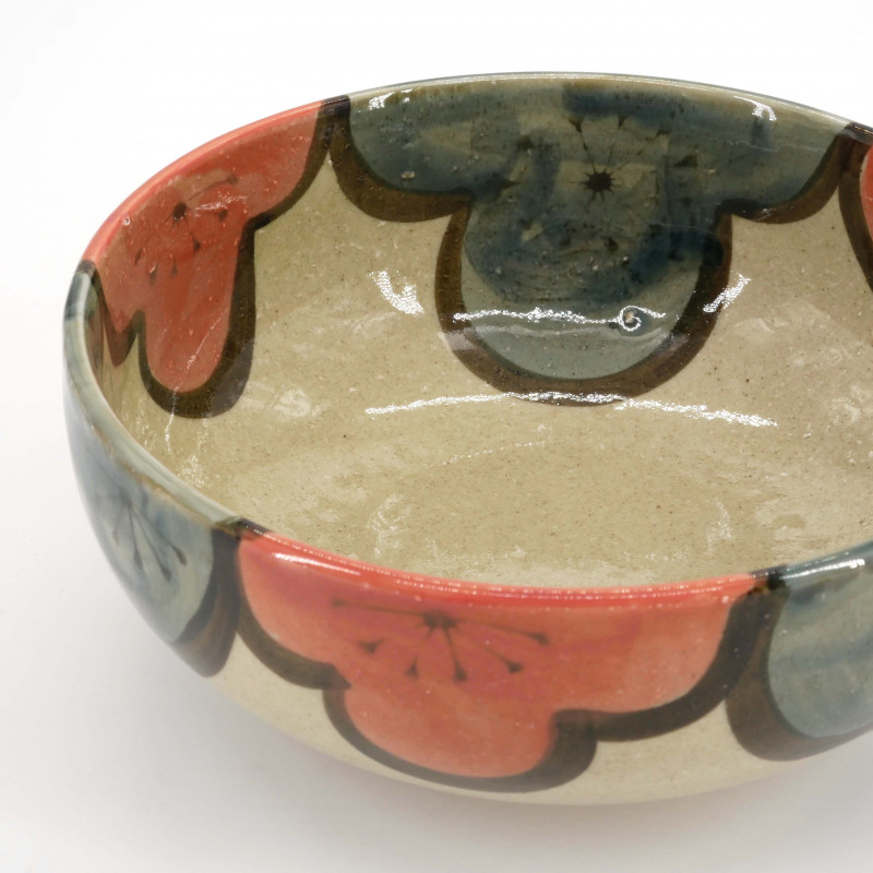 Bol japonais en céramique beige avec fleurs rouge et bleue, FURAWAZU AOI  AKA