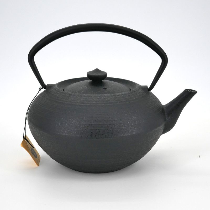 japanese prestige black oval cast iron teapot chûshin kôbô HIRATSUBO