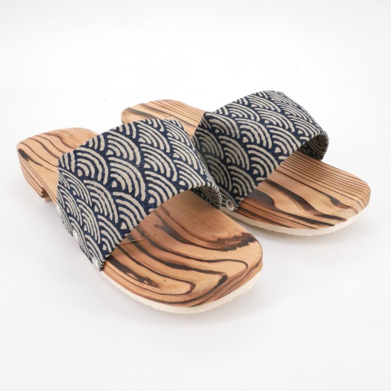 the pair of Japanese wooden hinoki clogs, GETA 3061, asanoha