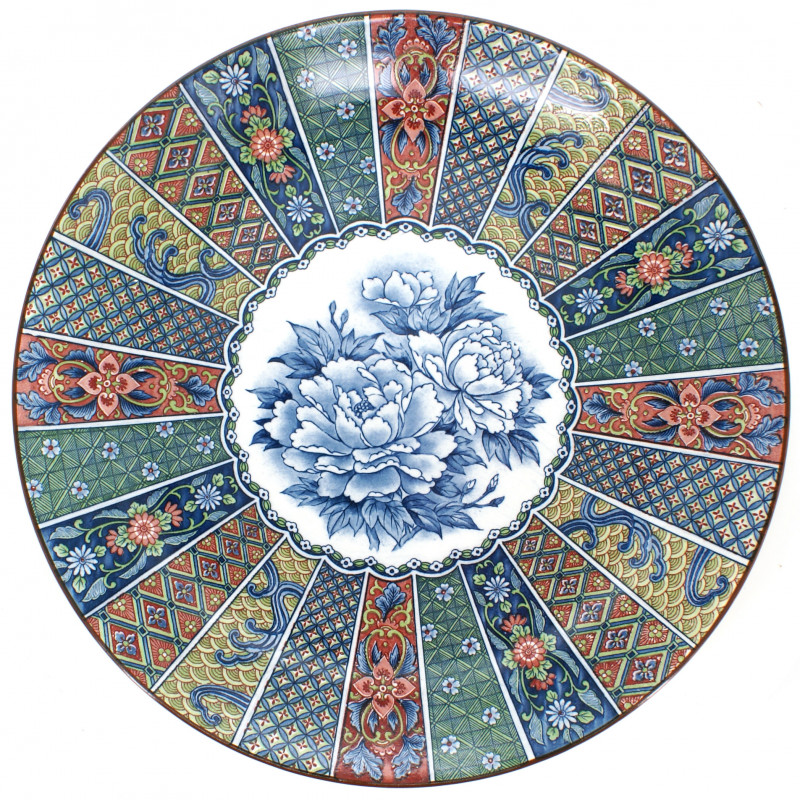 grande assiette avec motifs et fleurs couleur  en terre NISHIKI