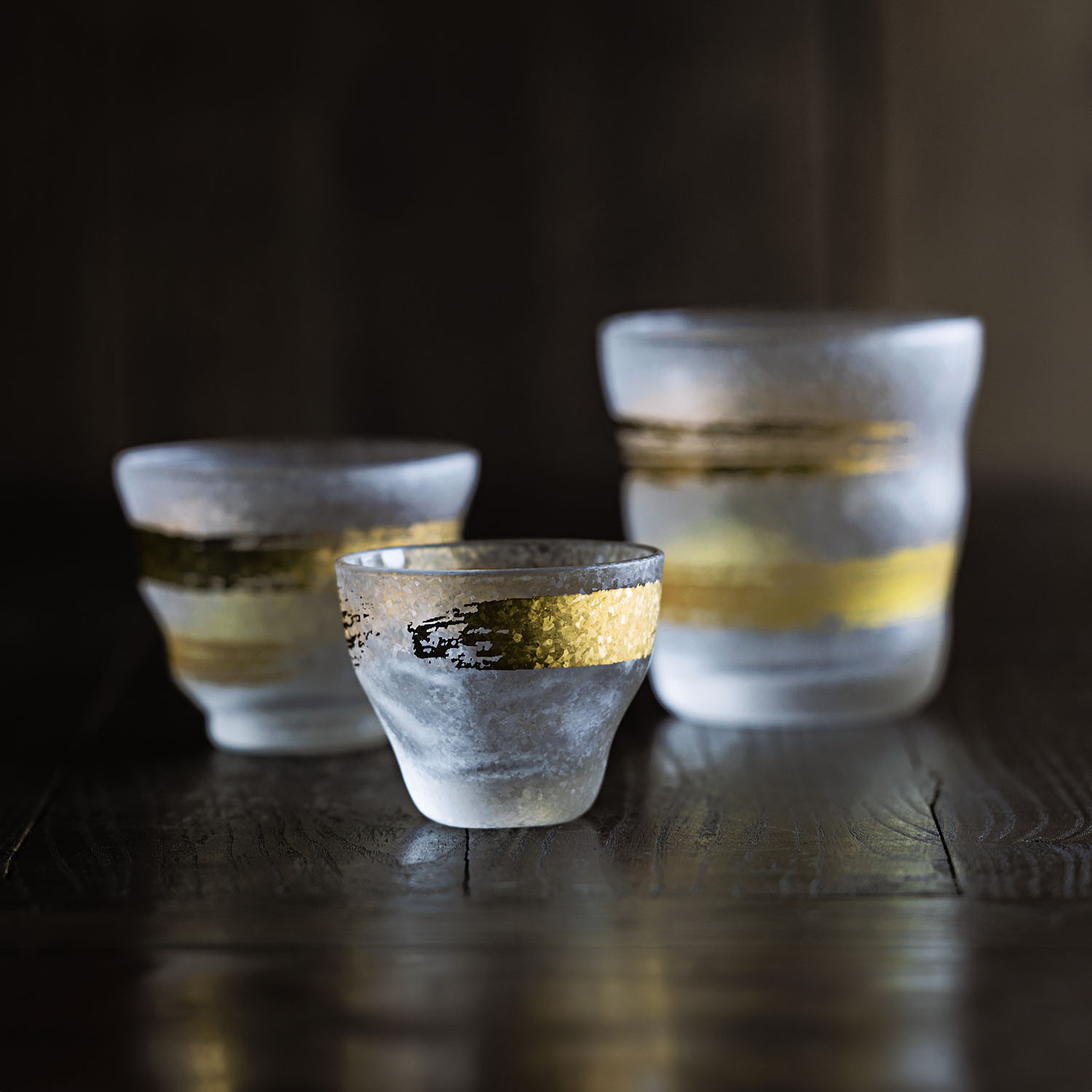 service japonais à saké en verre 2 verres et 1 bouteille MIZUBASHOU  YUUSUZUMI