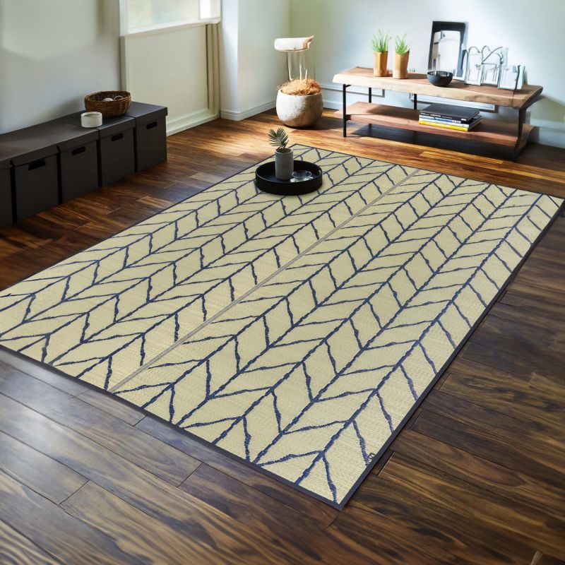 Traditional Japanese carpet, Kipps, rice straw mat