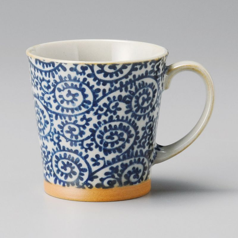 Mug japonais à thé en céramique avec anse, TAKO KARAKUSA, bleu