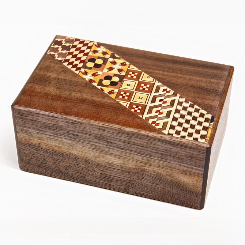 Secret box in traditional Yosegi marquetry from Hakone, OBI, 21 levels