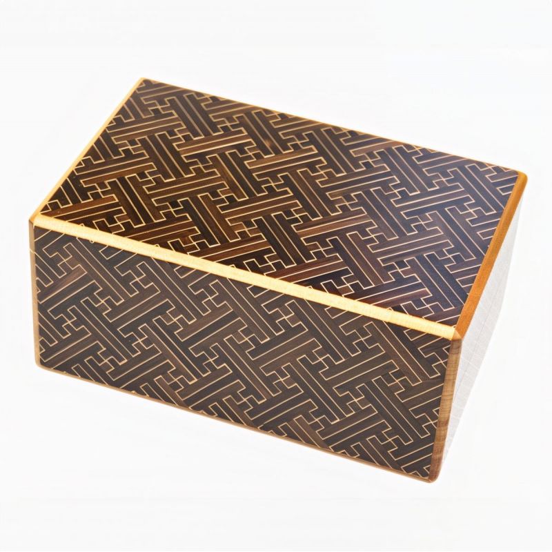 Secret box in traditional Yosegi marquetry from Hakone, SAYAGATA, 21 levels