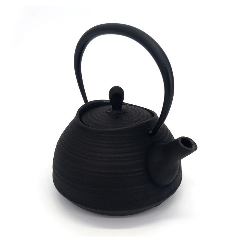 Japanese black cast iron teapot from Japan, ITCHU-DO HAKEME + trivet