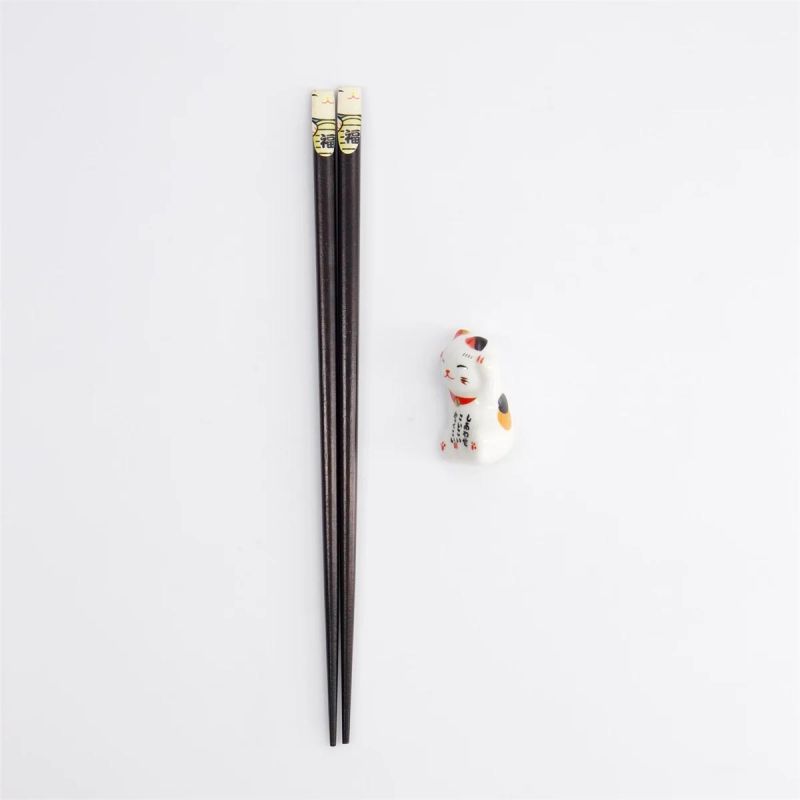 White Tokyo chopsticks gift box with Lucky Cat rest