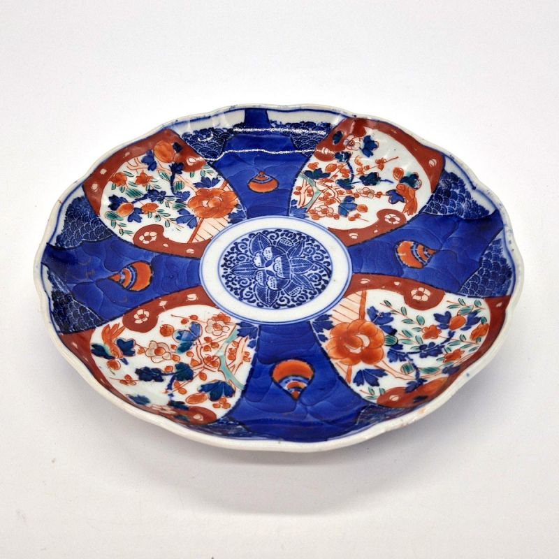 piatto rotondo vintage giapponese, imari del XIX secolo