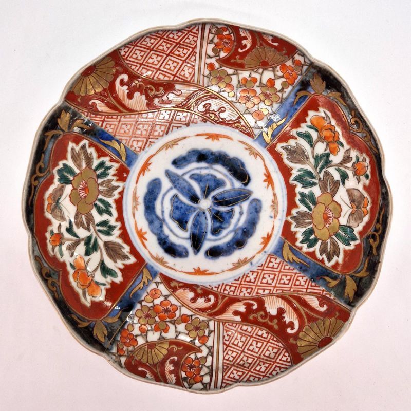 assiette ronde japonaise vintage, imari fin 19eme/début 20eme siecle