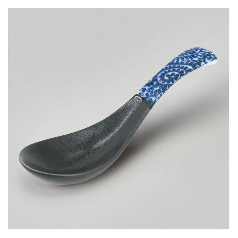 Japanese ceramic spoon, YUNAITEDDO, black with karakusa patterns